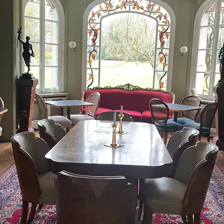 Le Chateau De Saint Ouen Entre Et Campagne *