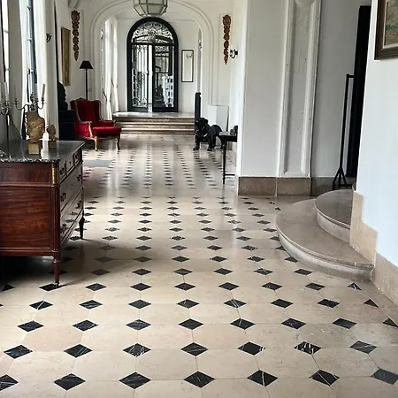 Le Chateau De Saint Ouen Entre Et Campagne Homestay