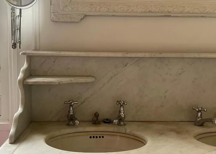 Le Chateau De Saint Ouen Entre Et Campagne Homestay *